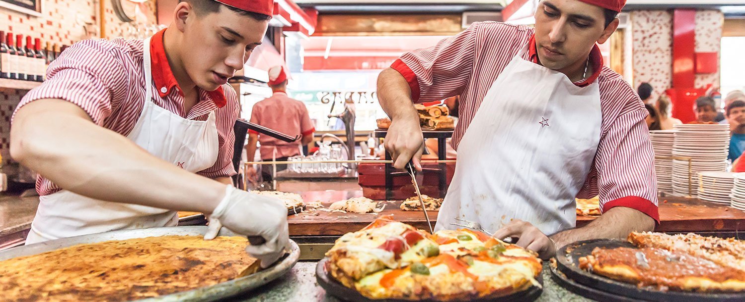 El mapa definitivo de las pizzerías imperdibles de Buenos Aires