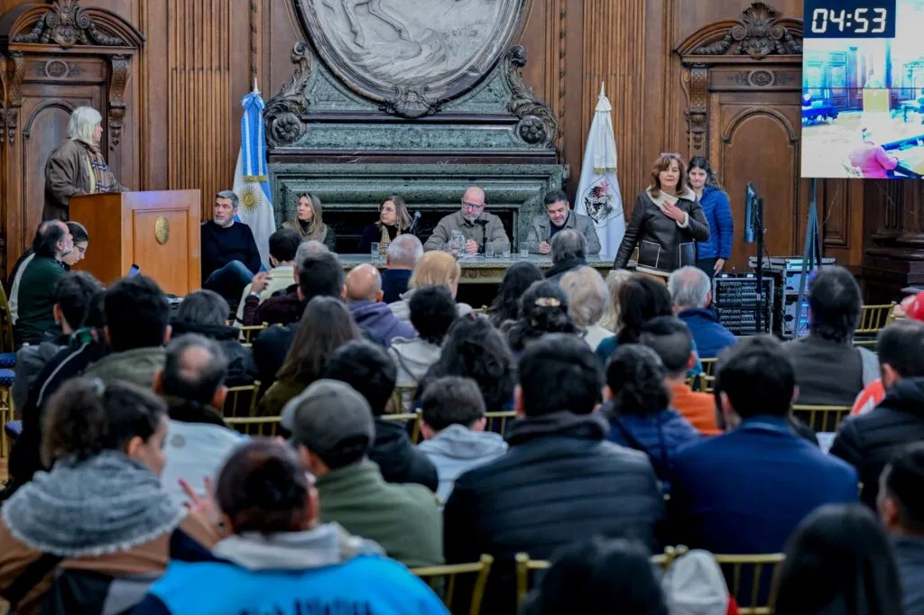 La Legislatura porteña avanzó con proyectos para ceder espacios al Arzobispado, un club barrial y Boca Juniors